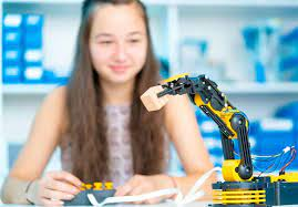 ROBOTICS EDUCATION